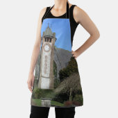 Schürze des Uhrturms über Sand (InSitu)