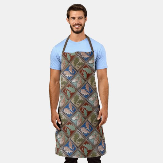 Schürze mit Eichenblattfarbe (Getragen)