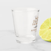 Schuss, den wir den Knoten tippen Schnapsglas (Links)