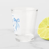 Schuss, sie bindet das Brautparty des Knotens Schnapsglas (Rechts)