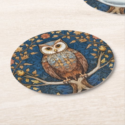 Schüssel auf einem Ast blauer Herbstuntergrund Jug Runder Pappuntersetzer (Angewinkelt)