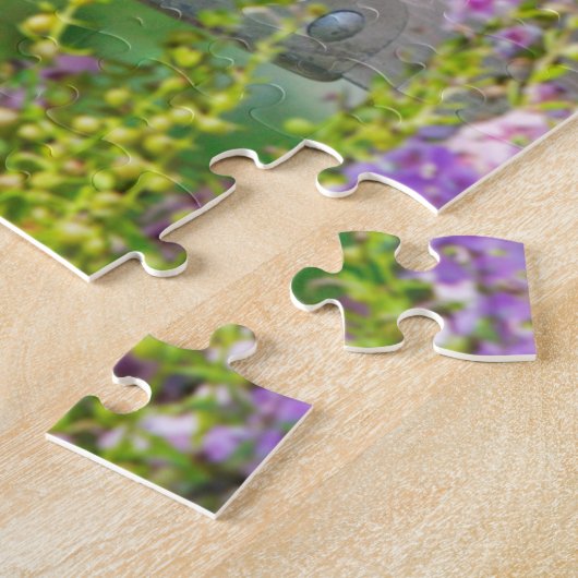 Schüssel mit Blume in Postfach Puzzle (Seite)