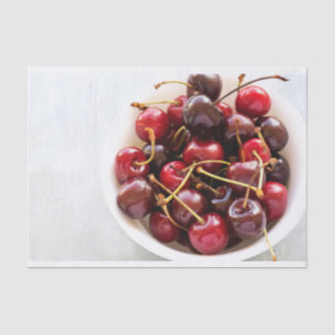 Schüssel mit Kirschen Seidenpapier