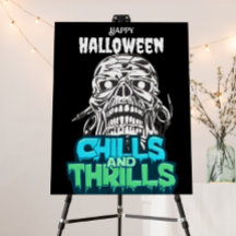 Schüttelfrost & Thrills Skull Graphic Halloween Po