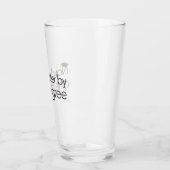 Schütteln Sie jetzt sich durch einen Grad Glas (Links)