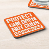 Schutz von Kindern, nicht Waffen - Ende der Gewalt Getränkeuntersetzer (Linke Seite)