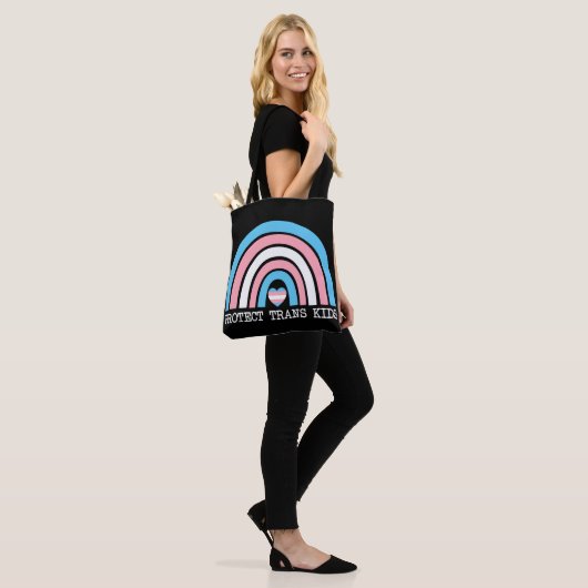 Schutz von Trans Kids Tasche (Am Model)