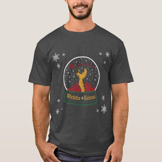 Schütze der Plains Wichita Weihnachtsschnee Globe T-Shirt (Vorderseite)