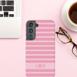 Schützen Sie Ihr Telefon stilvoll mit diesem schic Samsung Galaxy Hülle<br><div class="desc">Schützen Sie Ihr Handy stilvoll mit diesem schicken, rot gestreiften Handy Gehäuse, personalisiert mit Ihrem Monogramm! Die weichen, eleganten Streifen fügen eine moderne und feminine Touch hinzu, während das maßgeschneiderte Monogramm es zu einem einzigartigen Produkt macht. Dieses Gehäuse ist sowohl für Mode als auch für Funktion konzipiert und eignet sich...</div>