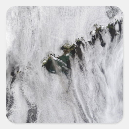 Schwaden aus dem Okmok-Vulkan, Aleusien Quadratischer Aufkleber (Vorderseite)