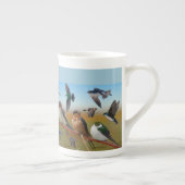 Schwalbe und Lila Martin Porzellantasse (Rechts)