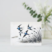 Schwalbengruppe, die durch den Himmel in China auf Postkarte (Stehend Vorderseite)