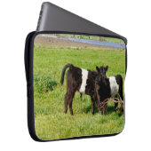 Schwallkühe, die im Lande gebrannt sind, Laptopschutzhülle (Vorne Rechts)