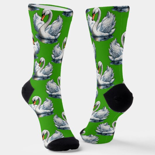 Schwan-Vögel Musterdesign auf Grün Socken (Gewinkelt)