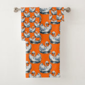Schwan-Vögel Musterdesign auf Orange  Badhandtuch Set (Insitu)