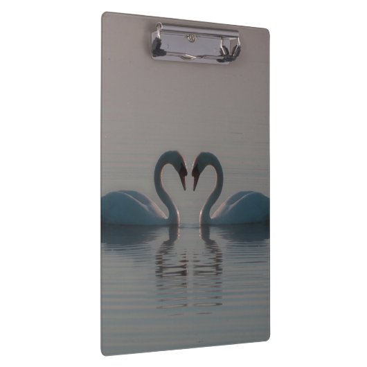 Schwäne am See Klemmbrett (Rechts)