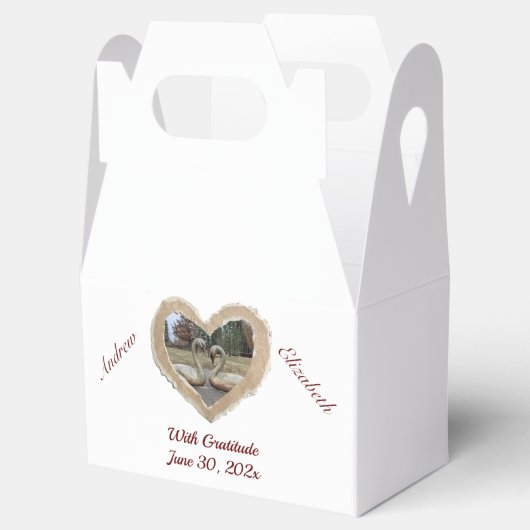 Schwäne im Herzen Geschenkschachtel (Geöffnet)