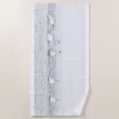 Schwäne im Winter schneeelegant weiß grau Strandtuch (Vorderseite)