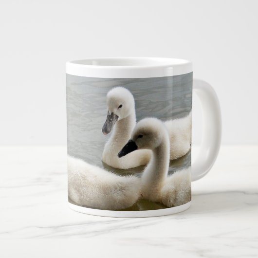 Schwäne in Wasser Tasse (Vorderseite Rechts)