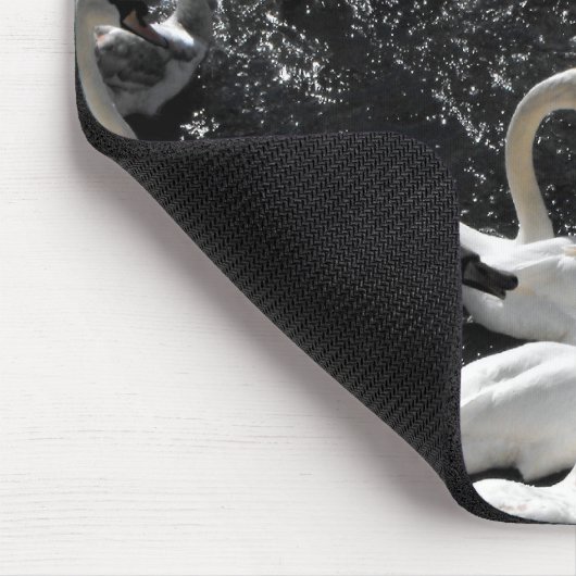 Schwäne weg mousepad (Ecke)