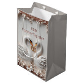 🕊️ Schwanenherz Blumenrahmen Hochzeitskollektion Mittlere Geschenktüte (Vorderseite Schrägansicht)