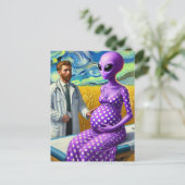 Schwangere Alien in einem Weizenfeld Dr. Van Gogh Postkarte (Stehend Vorderseite)