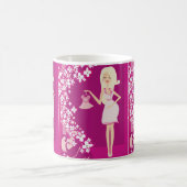 schwangere Blondine Kaffeetasse (Mittel)