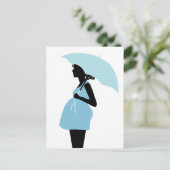 Schwangere Frau mit Polka Dot Umbrella Baby Blue Ankündigungspostkarte (Stehend Vorderseite)