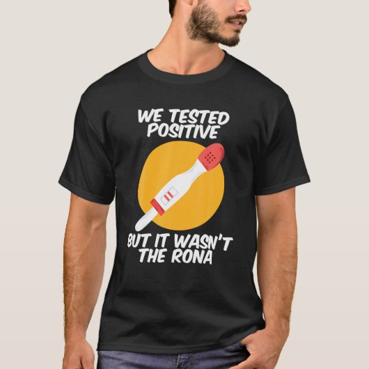 Schwangerschaft Ankündigung Junge Mutter oder Vate T-Shirt (Vorderseite)