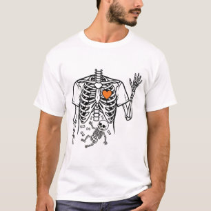 Schwangerschaft Skelett mit Kinderknochen - Funny T-Shirt