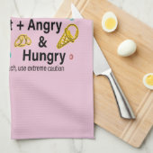 Schwangerschaft + Wut und Hunger = Prangry Geschirrtuch (Viertel Falte)