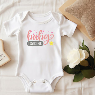 Schwangerschaftsankündigung Baby Loading Strampler