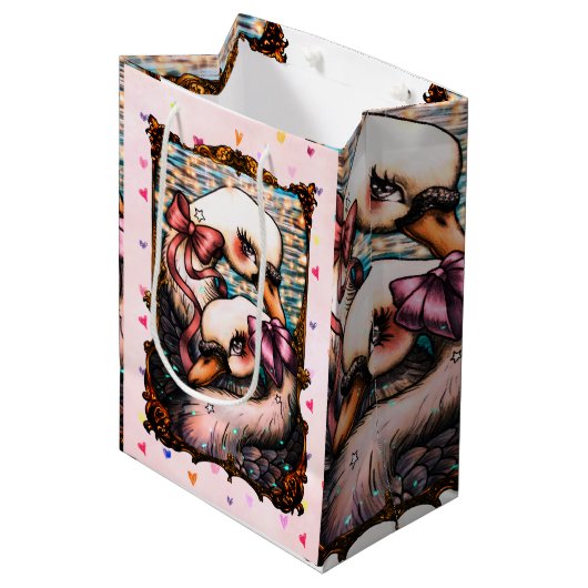 Schwanliebhaber Mittlere Geschenktüte (Vorderseite Schrägansicht)
