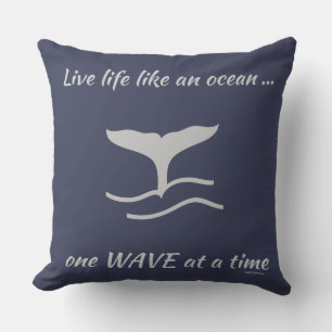 Schwanz von Walen mit Grafikangebot Kissen