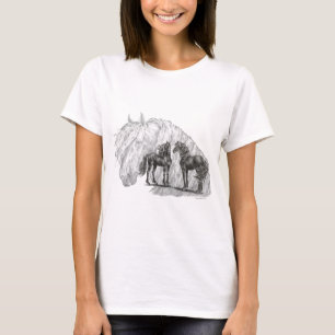 Schwänze von Black Friesian Horses Manes T-Shirt