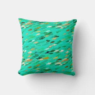 Schwarm von Fischen, Aqua, Grün und Gold Kissen
