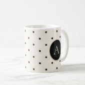 Schwarz-Antike weiße Polka Punkte Mit Monogramm Kaffeetasse (VorderseiteRechts)
