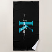 Schwarz-Aquamarin-Monogramm Strandtuch (Vorderseite)