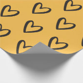 Schwarz auf gelben, handgezogenen Herzen Geschenkpapier (Ecke)