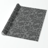 Schwarz auf schwarzer Rose Damask Floral Geschenkpapier (Ungerollt)