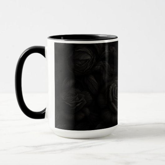 Schwarz auf schwarzer Rose Tasse (Links)