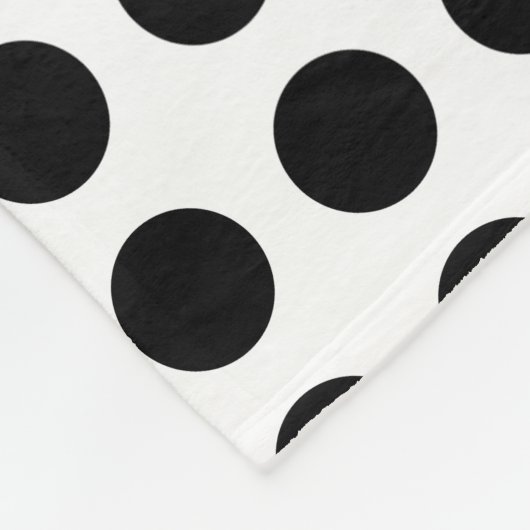 Schwarz auf weiße große horizontale Polka-Punkte Fleecedecke (Ecke)