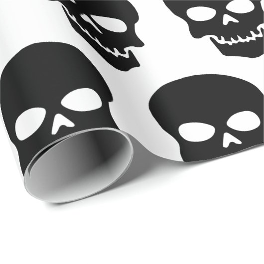 Schwarz auf weißen Schädeln Geschenkpapier (Rolleneckpunkt)