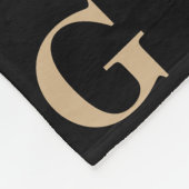 Schwarz-Beige-Monogramm-Muster Fleecedecke (Ecke)