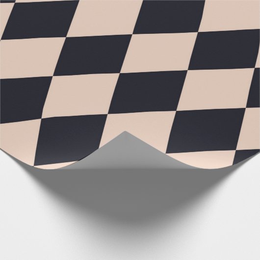Schwarz-Beige Raute Diamantstrichmuster Geschenkpapier (Ecke)