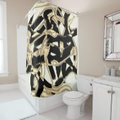 Schwarz-Beige-Schrott, zerstörte Bänder auf klarem Duschvorhang (Beispiel)