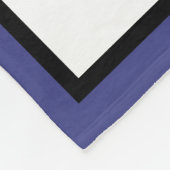 🖤💙 Schwarz-Blau-Folklorekomposition auf Weiß Fleecedecke (Ecke)