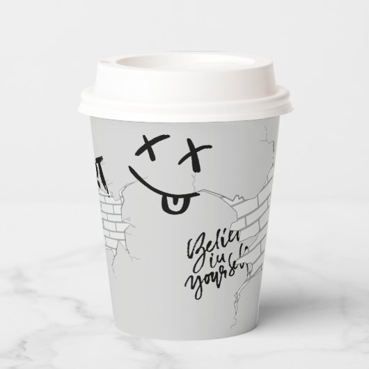 Schwarz-Blau-Motorrad grau Pappbecher (Rückseite)