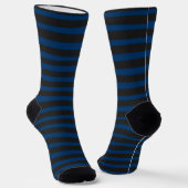 Schwarz-blaue Streifen mit Ihren Initialen Socken (Gewinkelt)