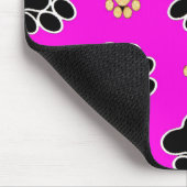 Schwarz-bräunliche Hundekuh druckpink Mousepad (Ecke)